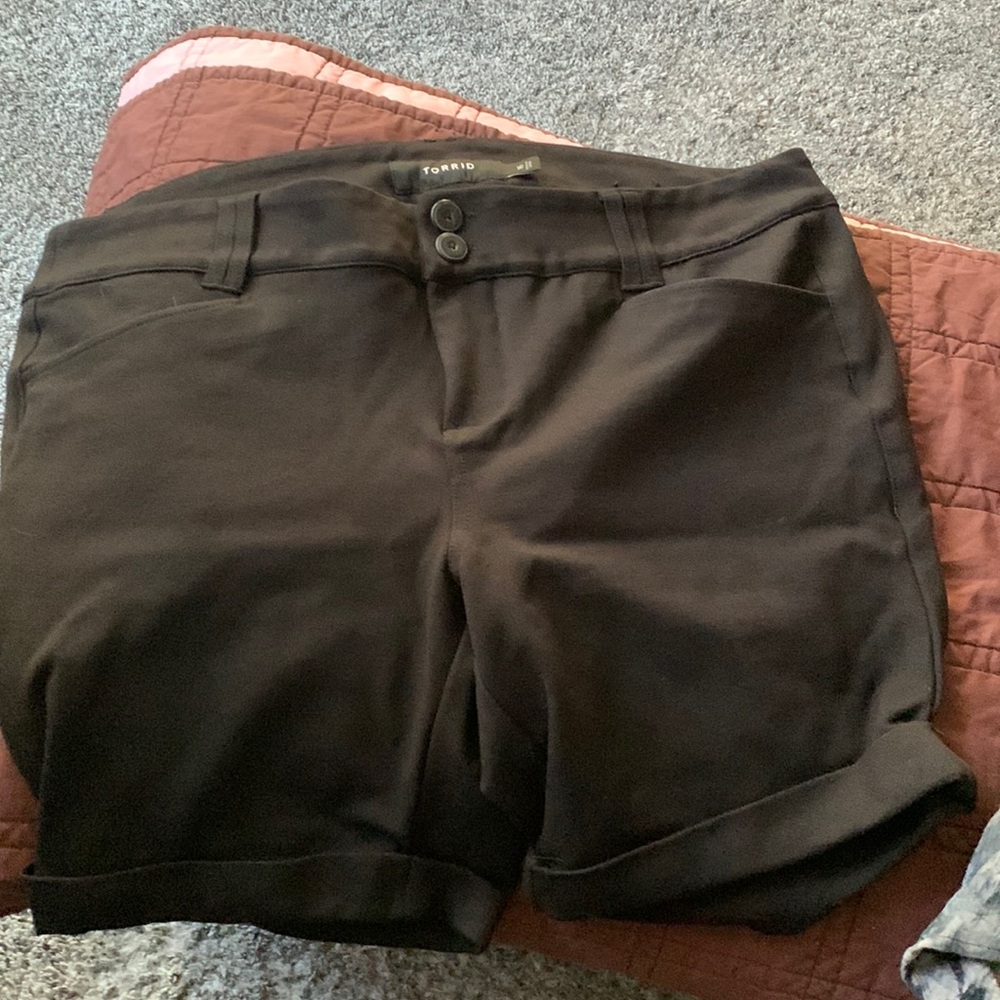 Torrid Size 16 Ponte Knit Short